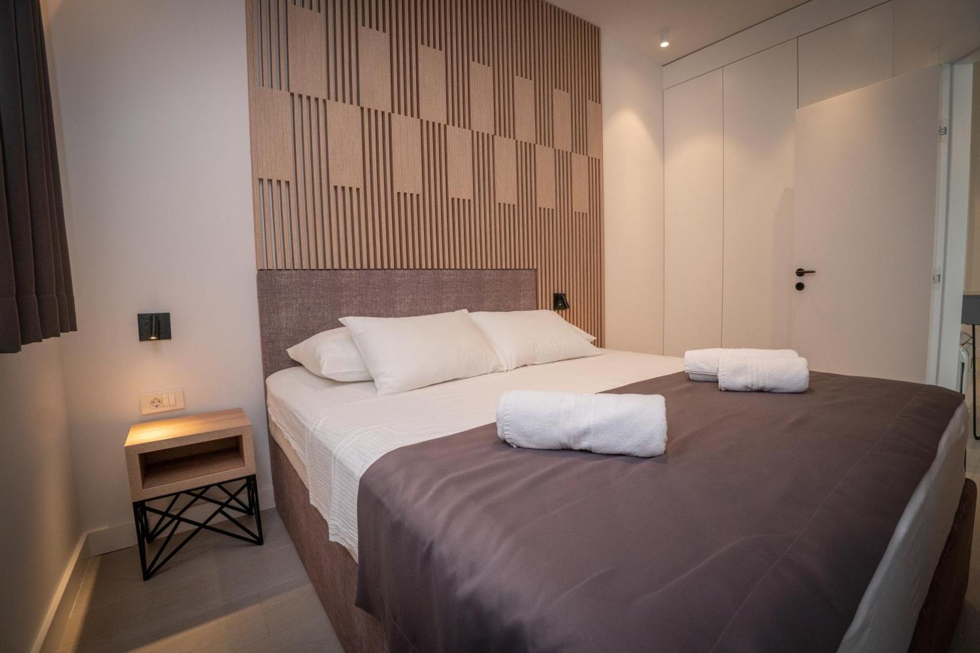 Malo More Resort Arbanija Εξωτερικό φωτογραφία