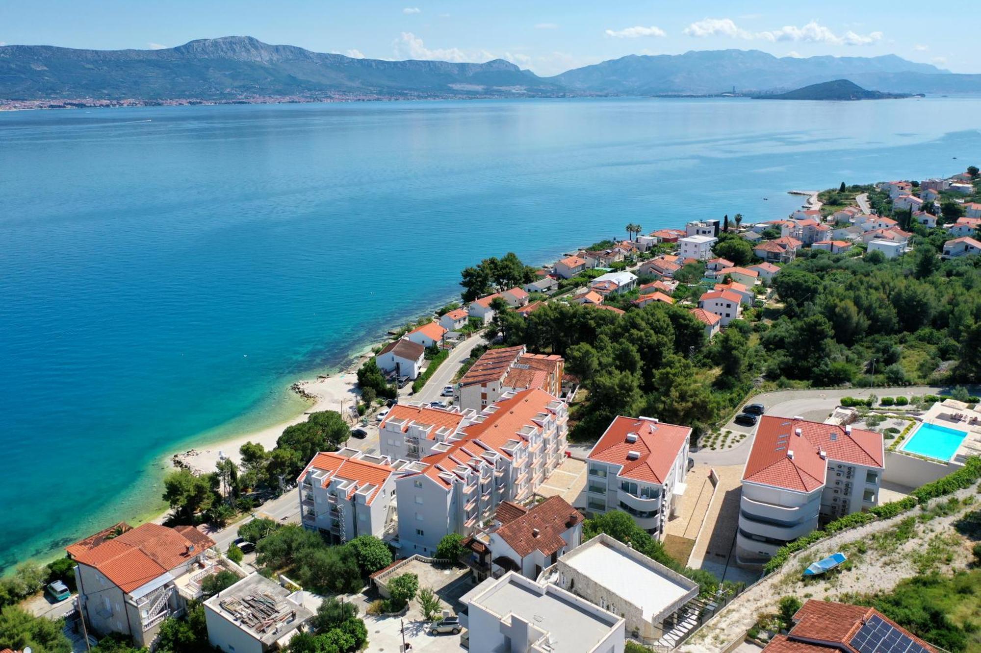 Malo More Resort Arbanija Εξωτερικό φωτογραφία